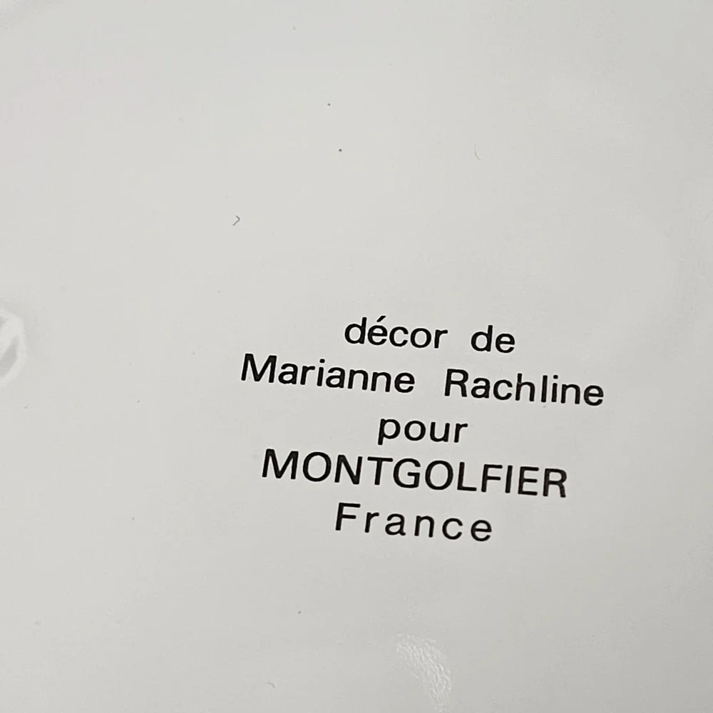 Montgolfier add striking